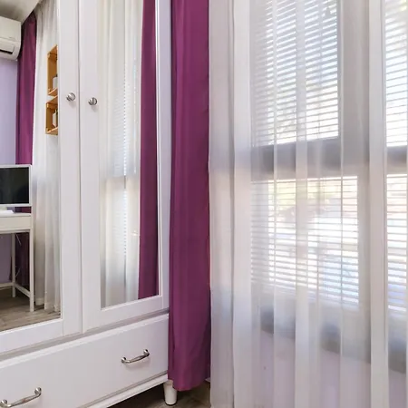 Riverside 2-bedroom شقة