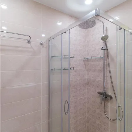 Riverside 2-bedroom 公寓