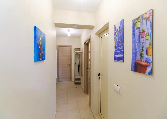 Riverside 2-bedroom * بلوفديف