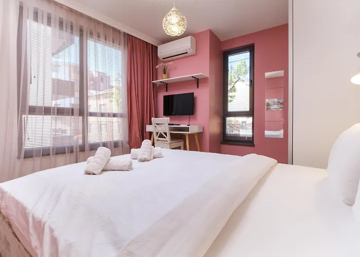 Riverside 2-bedroom *