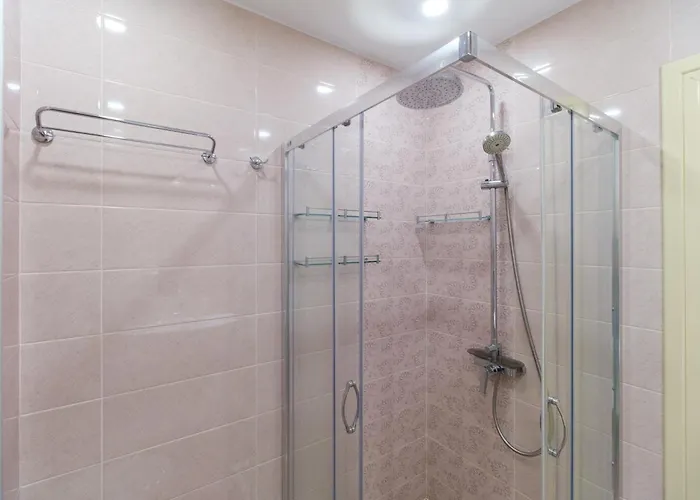 Riverside 2-bedroom شقة