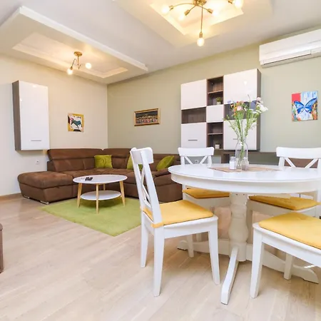 Apartment Riverside 2-bedroom Plovdiv